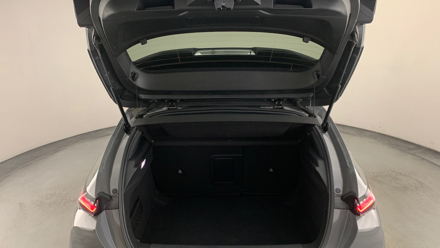 Used Peugeot 308 2024 for sale - 76977313: Photo 5