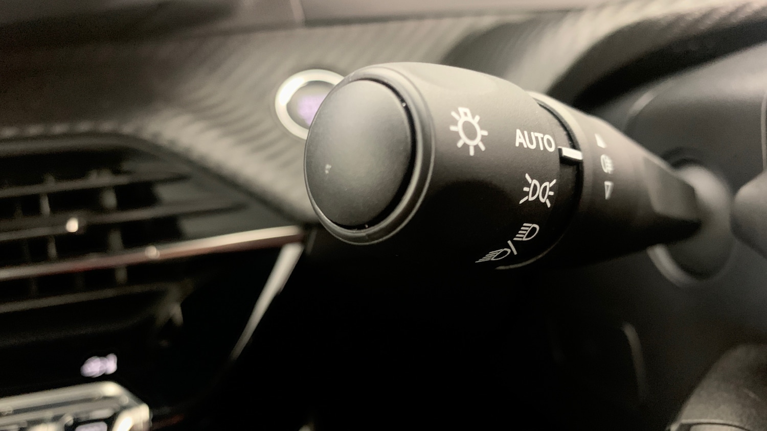 Used Peugeot 2008 2025 for sale - 77204881: Photo 39