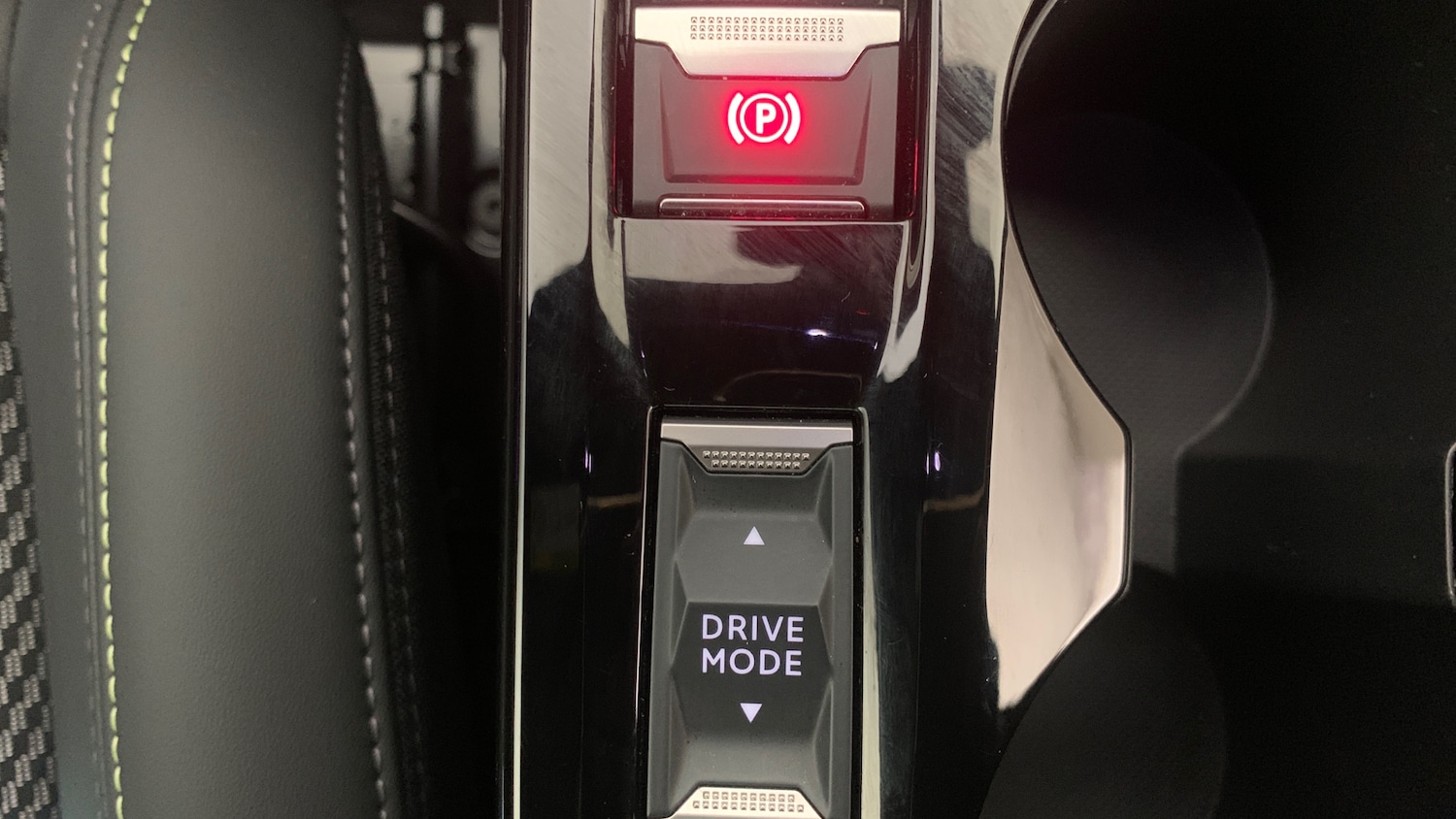 Used Peugeot 208 2025 for sale - 76586429: Photo 32