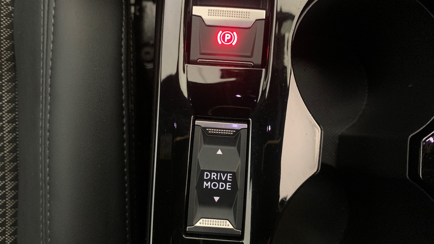 Used Peugeot 2008 2022 for sale - 76574412: Photo 33