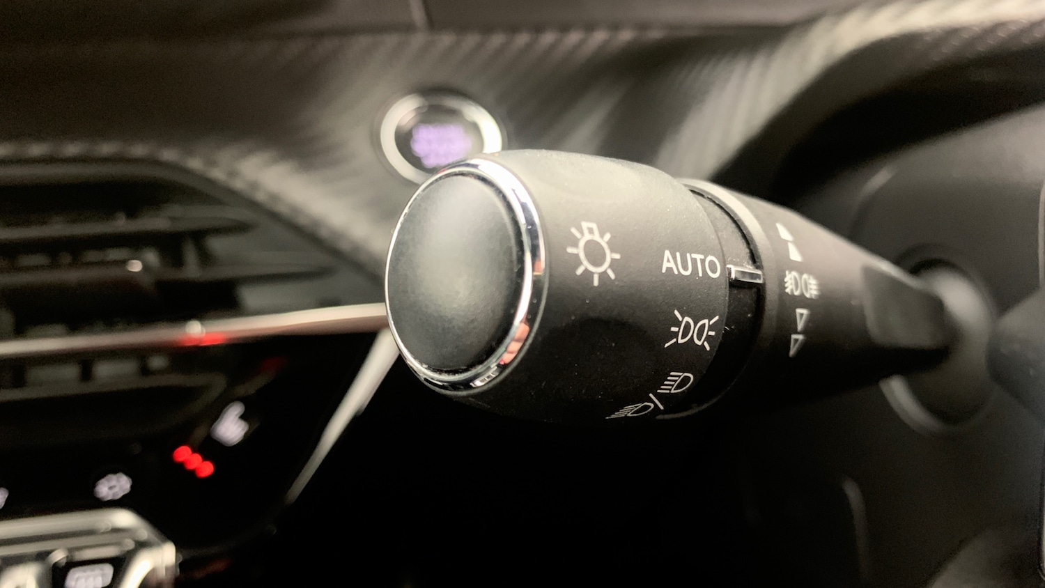 Used Peugeot 2008 2022 for sale - 76574412: Photo 36