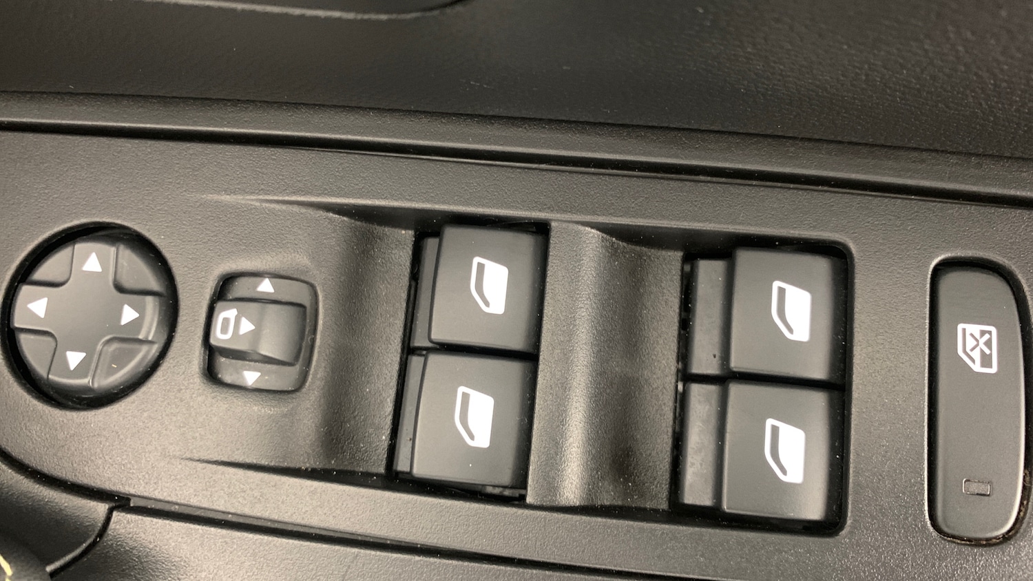 Used Peugeot 2008 2022 for sale - 76574412: Photo 39