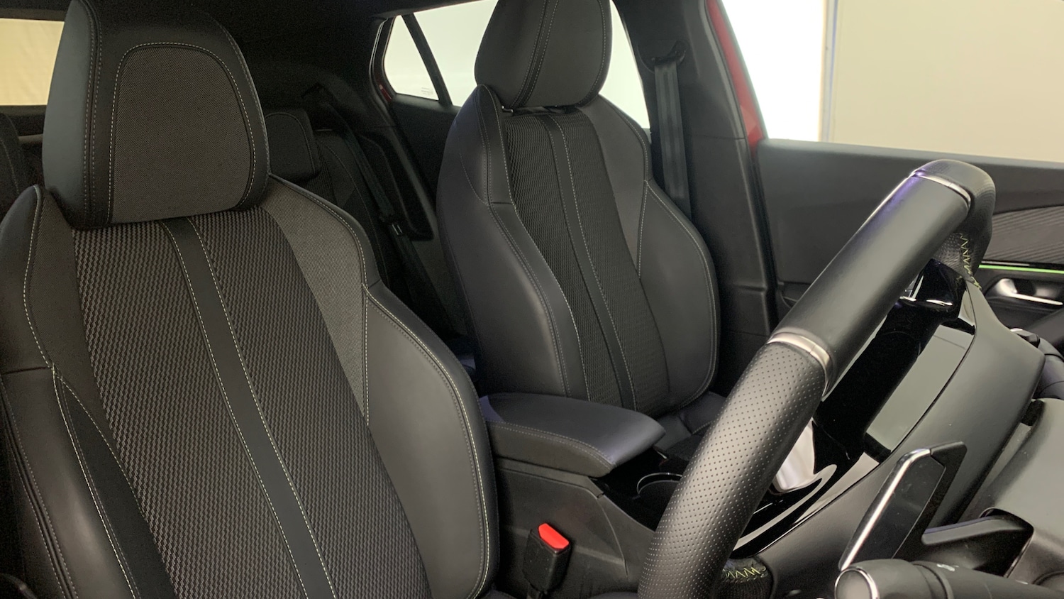 Used Peugeot 2008 2024 for sale - 77042356: Photo 43