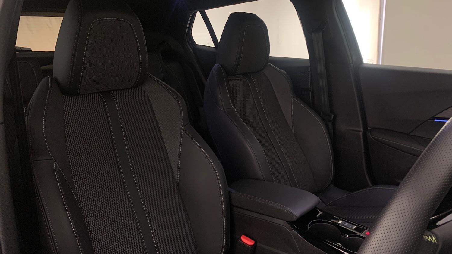 Used Peugeot 2008 2025 for sale - 77132431: Photo 55