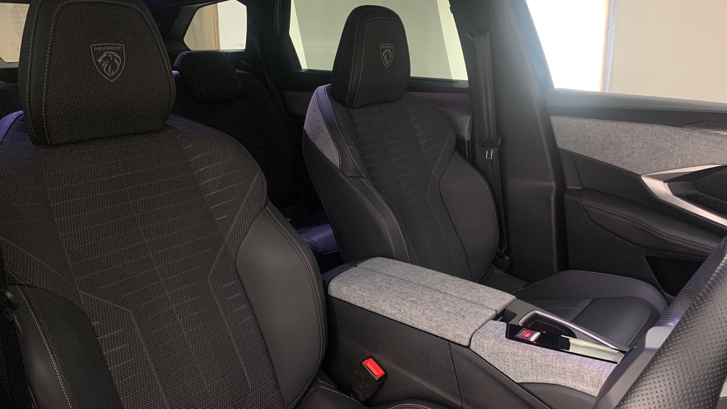 Used Peugeot 5008 2025 for sale - 76966102: Photo 46