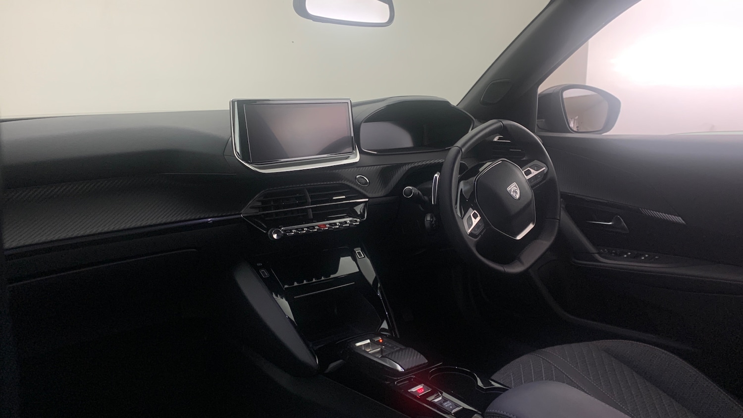 Used Peugeot 2008 2024 for sale - 77587816: Photo 2