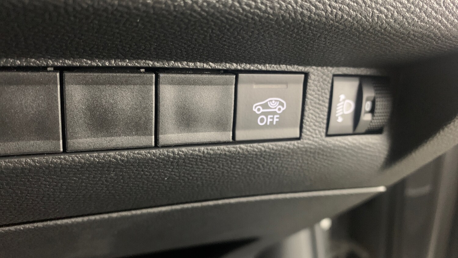 Used Peugeot 2008 2024 for sale - 77587816: Photo 20