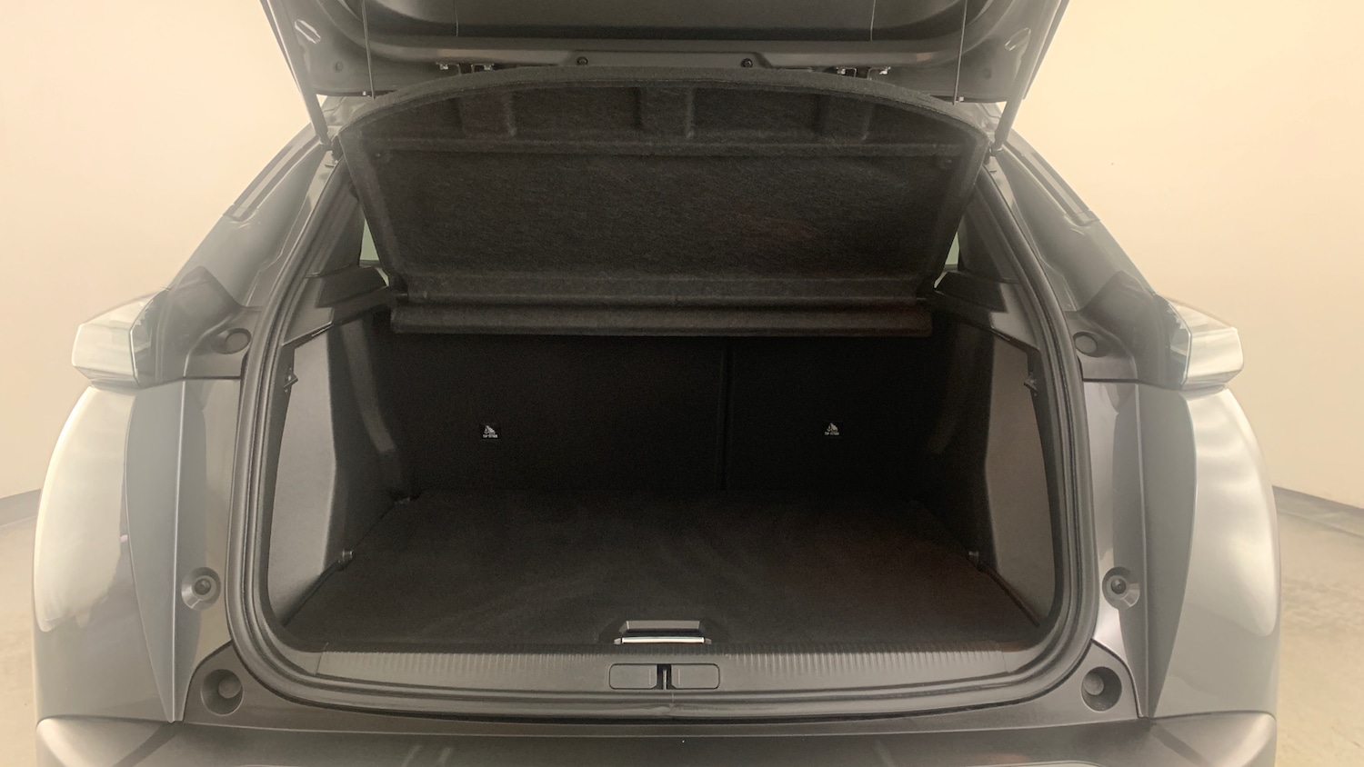 Used Peugeot 2008 2024 for sale - 77587816: Photo 5