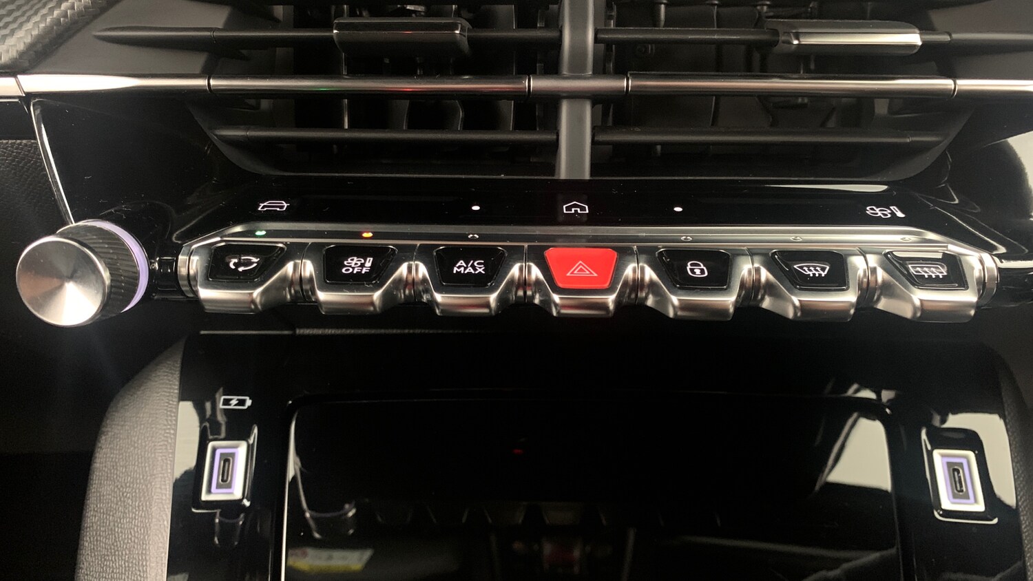 Used Peugeot 2008 2024 for sale - 77587816: Photo 60