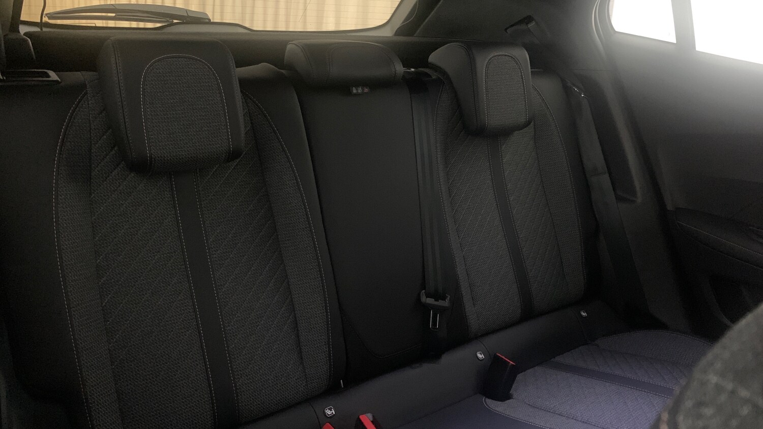 Used Peugeot 2008 2024 for sale - 77587816: Photo 8