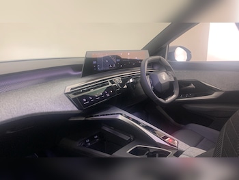 Used Peugeot 5008 2026 for sale - 78823908: Photo