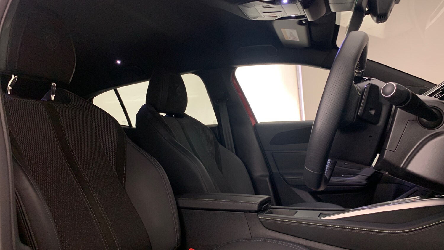 Used Peugeot 408 2025 for sale - 77994665: Photo 40