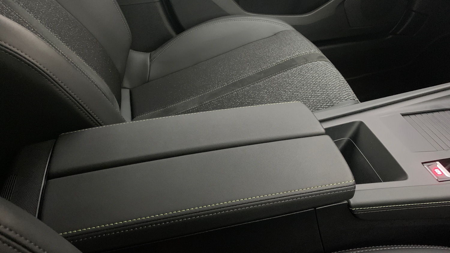 Used Peugeot 408 2025 for sale - 77994665: Photo 50