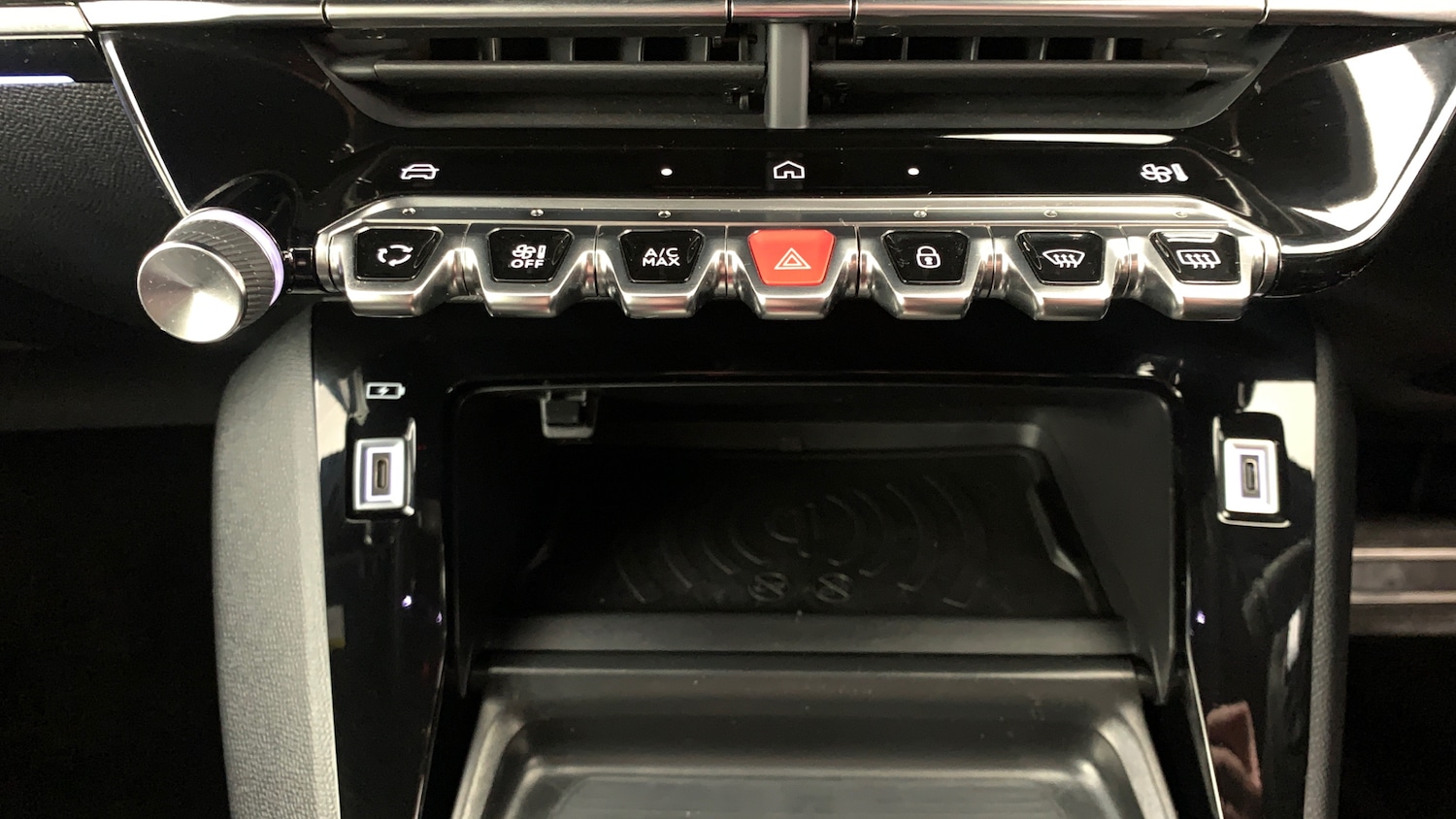 Used Peugeot 208 2024 for sale - 77332378: Photo 32