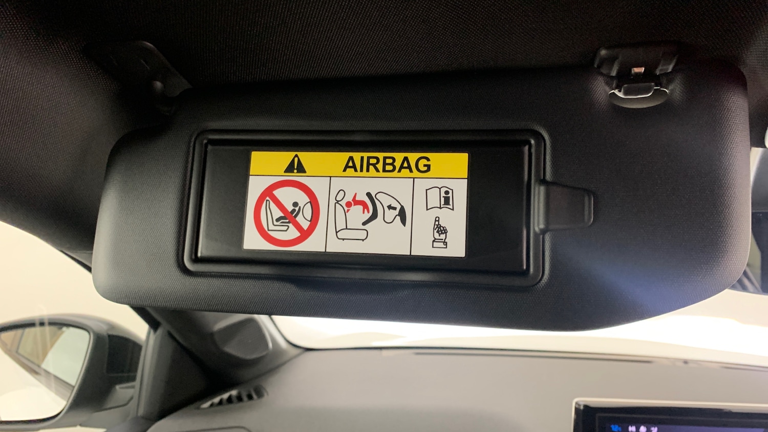 Used Peugeot 208 2024 for sale - 77332378: Photo 37