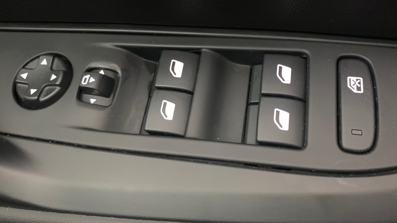 Used Peugeot 208 2024 for sale - 77332378: Photo 43