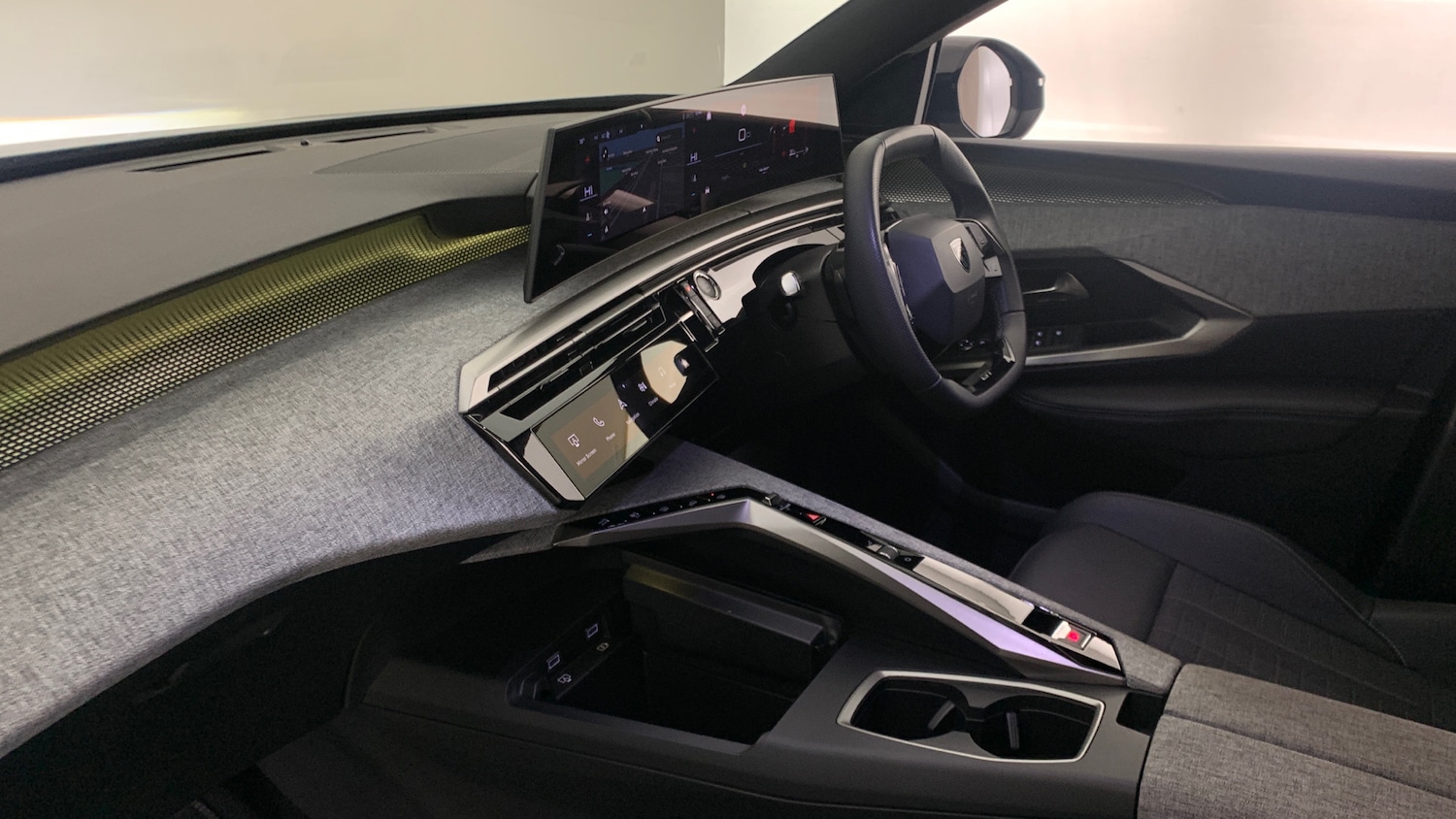 Used Peugeot 3008 2025 for sale - 76977334: Photo 2