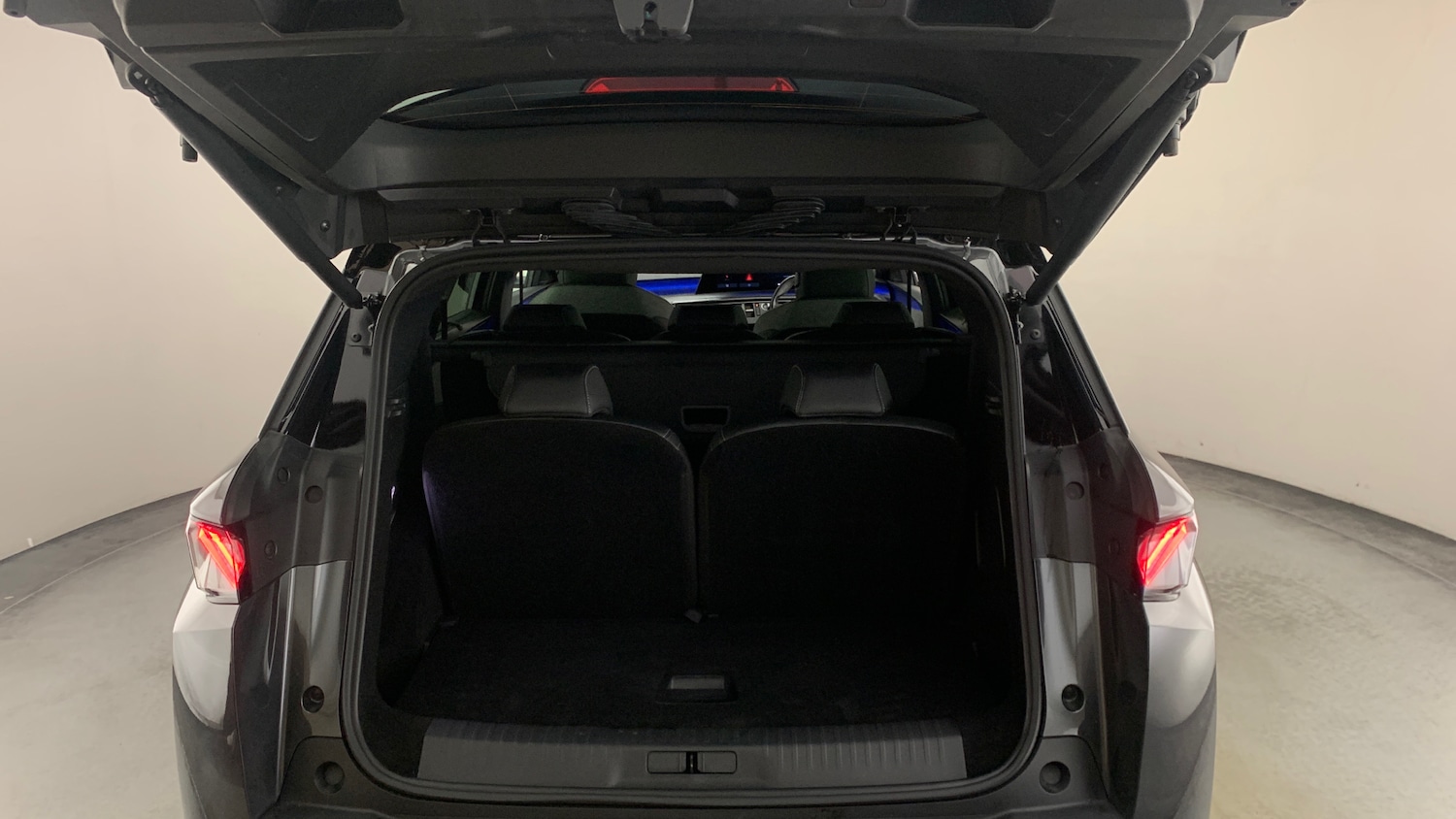 Used Peugeot 5008 2025 for sale - 76433824: Photo 5