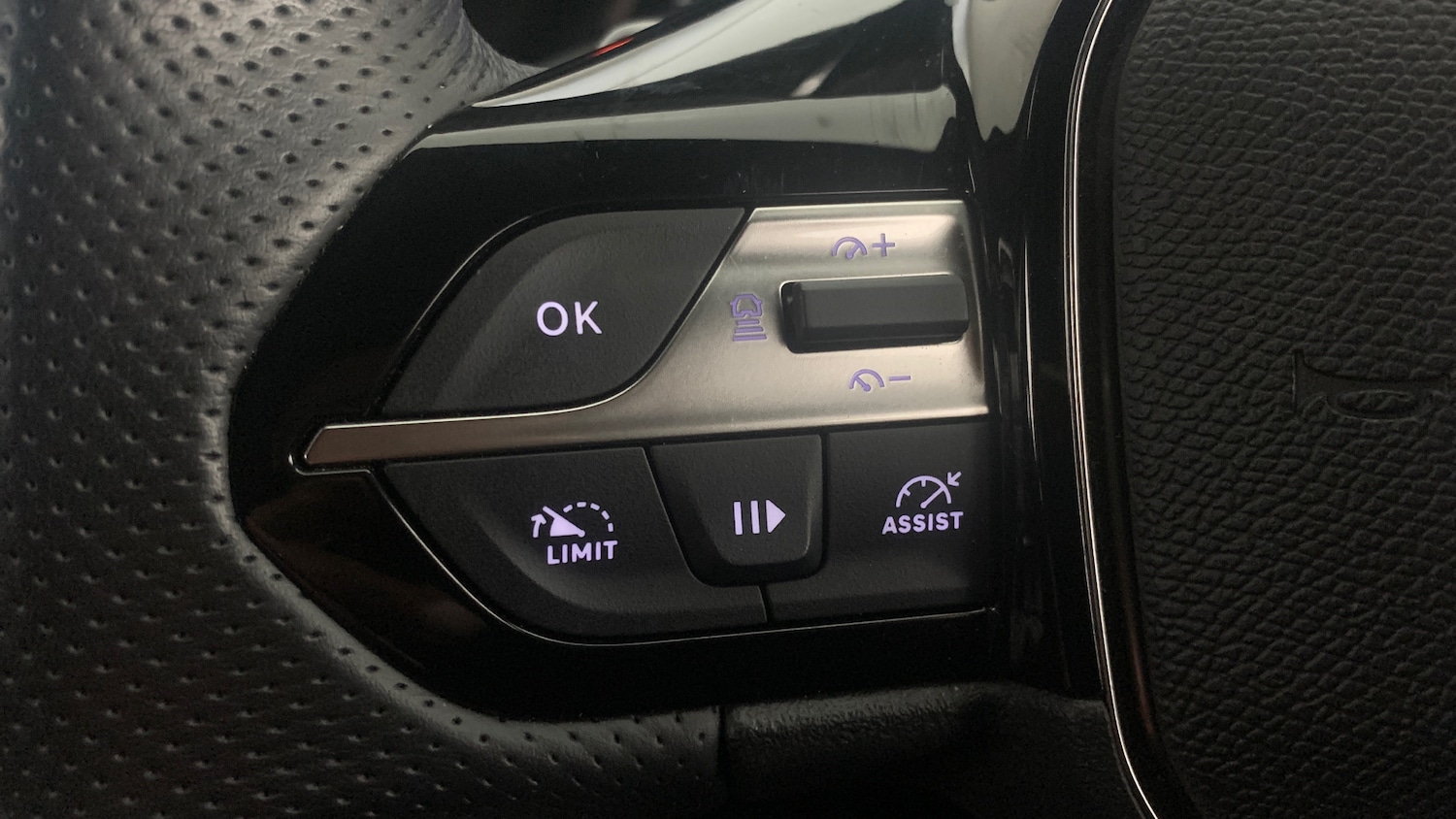 Used Peugeot 408 2024 for sale - 77659628: Photo 19