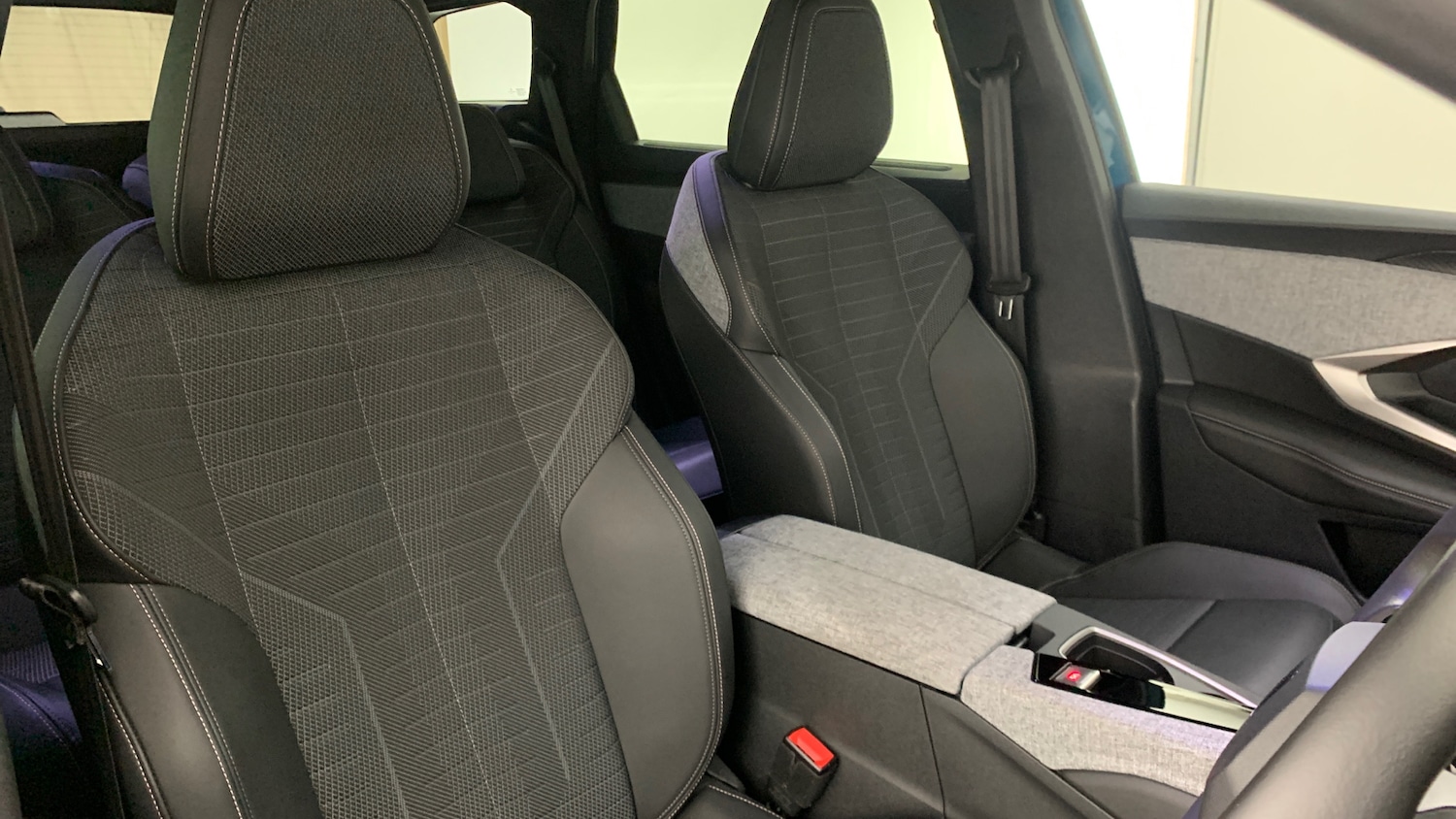 Used Peugeot 5008 2024 for sale - 76474348: Photo 45