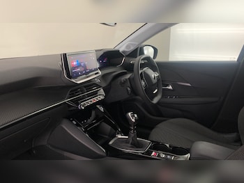 Used Peugeot 208 2024 for sale - 76110287: Photo 2