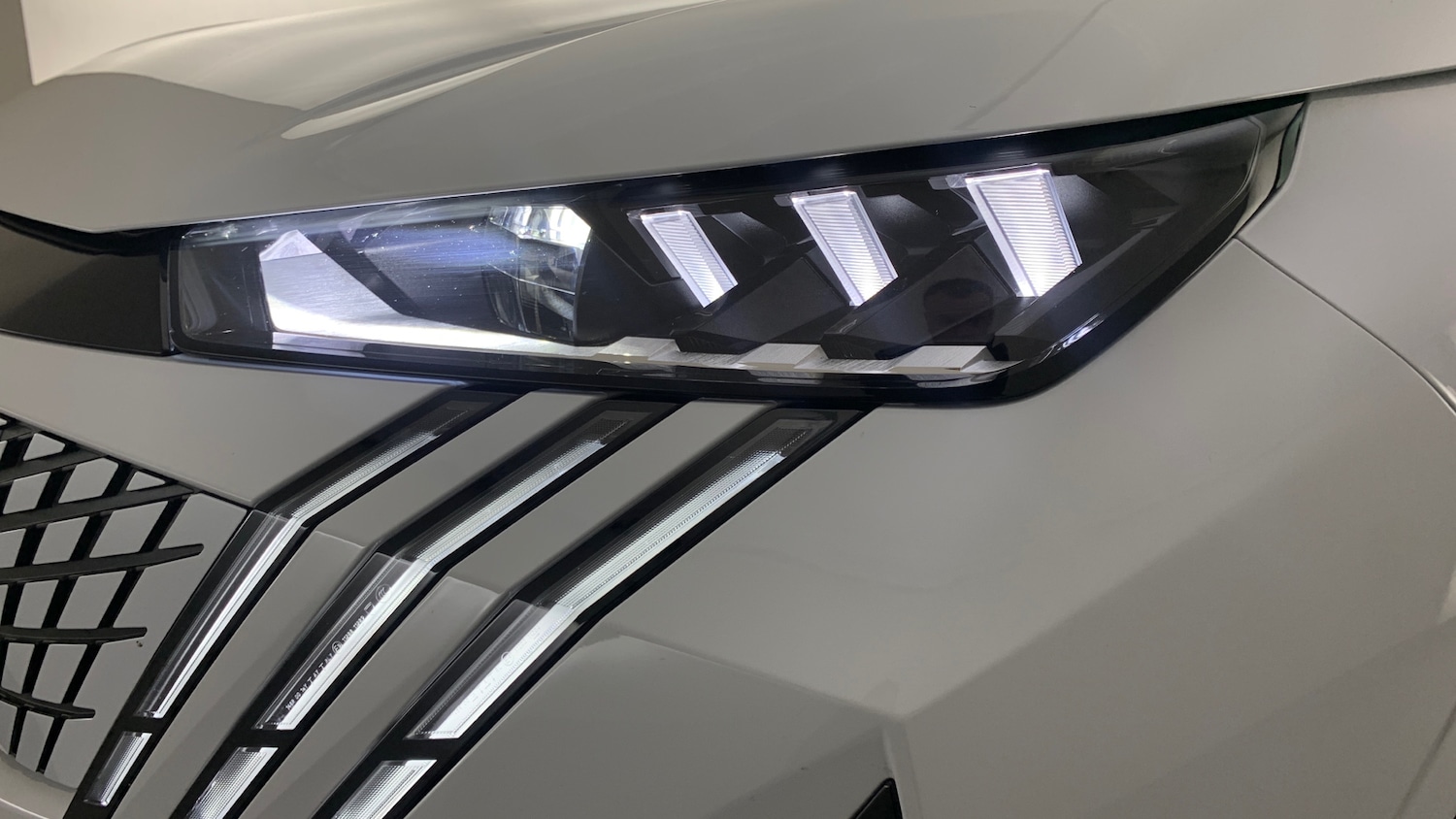 Used Peugeot 3008 2025 for sale - 77332452: Photo 52