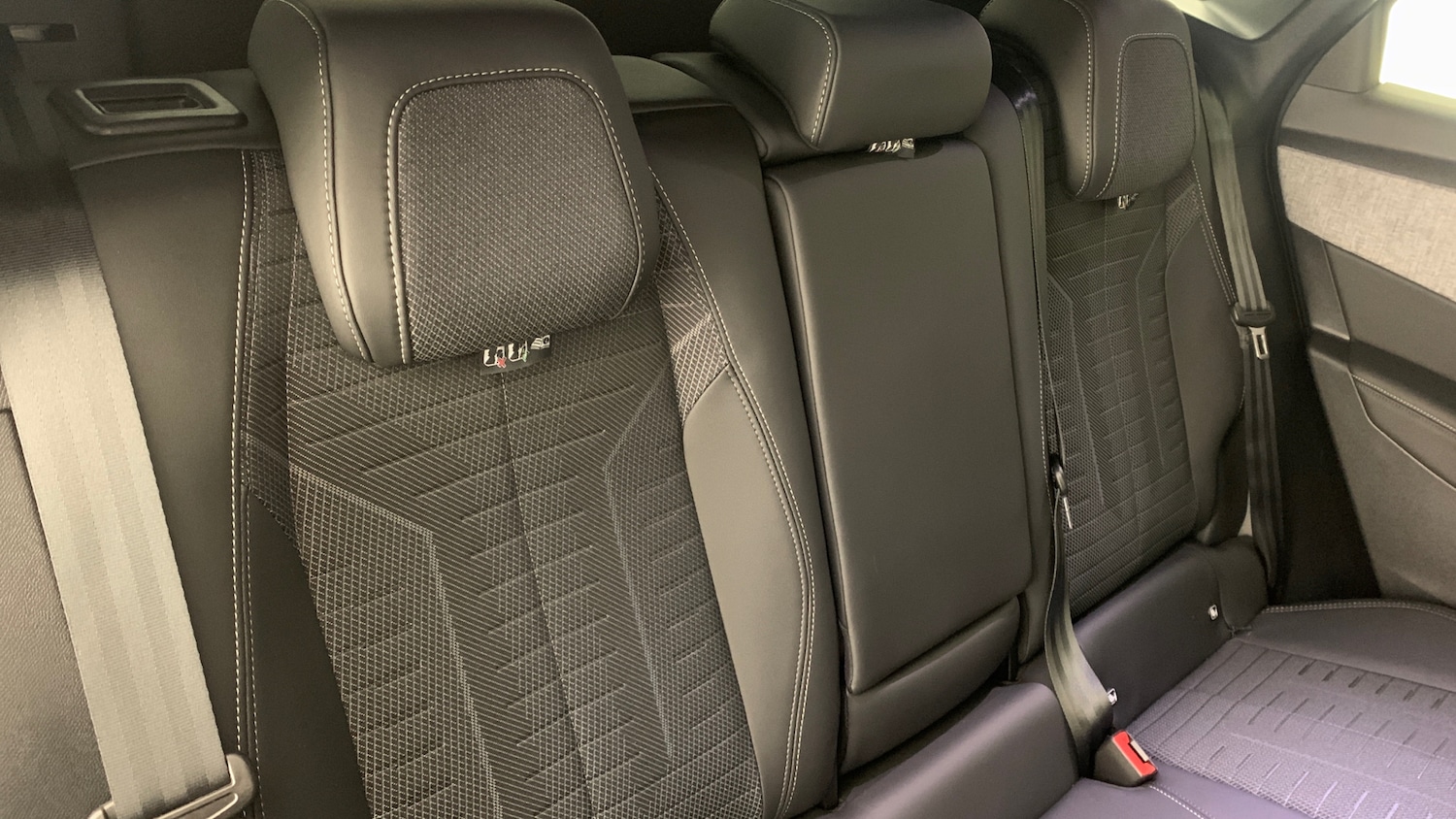 Used Peugeot 3008 2025 for sale - 77332452: Photo 8