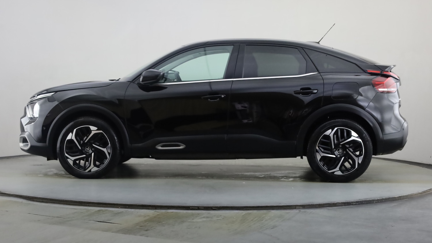 Used Citroen C4 2022 for sale - 76702988: Photo 14