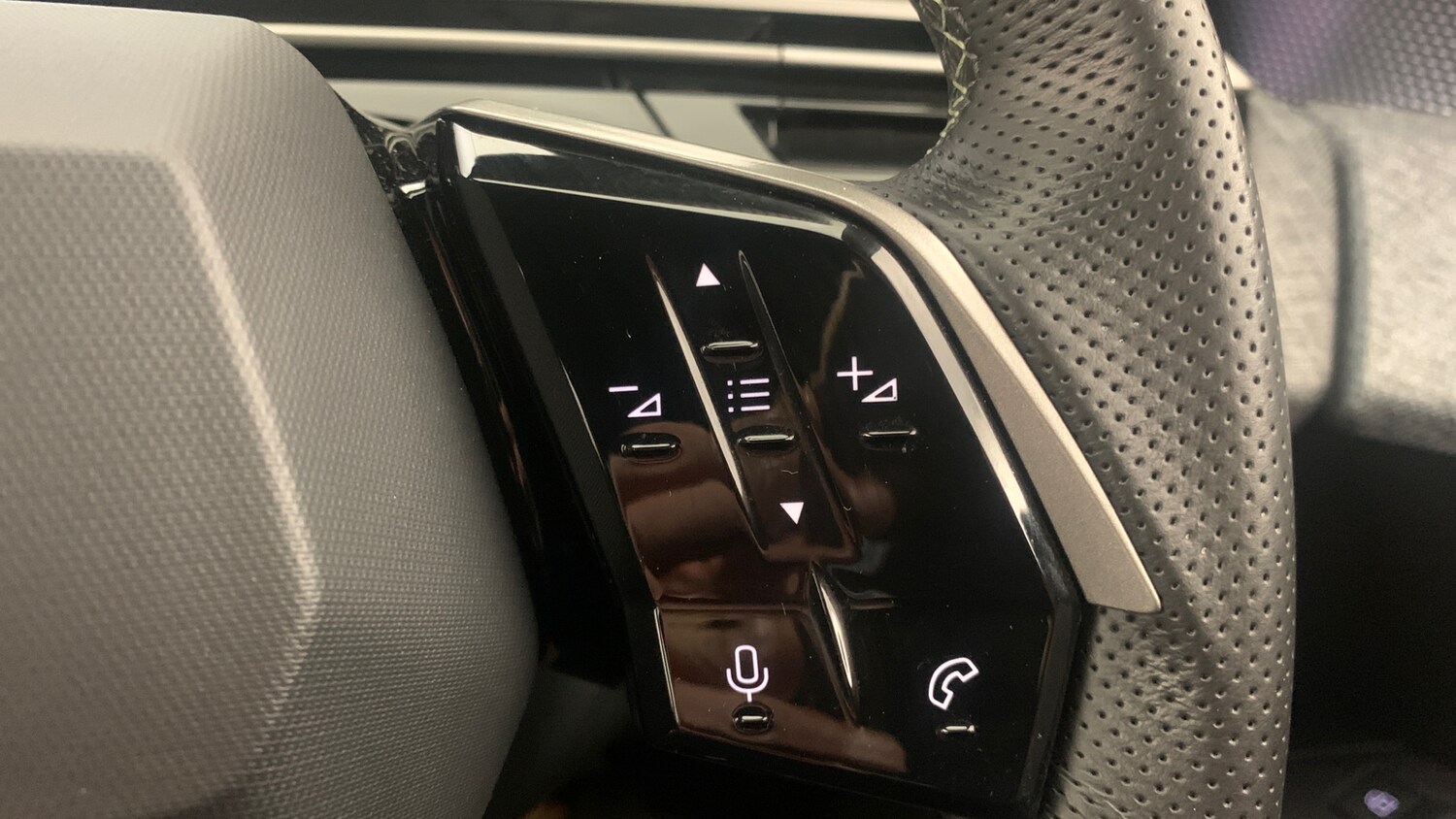 Used Peugeot 5008 2025 for sale - 77840602: Photo 20