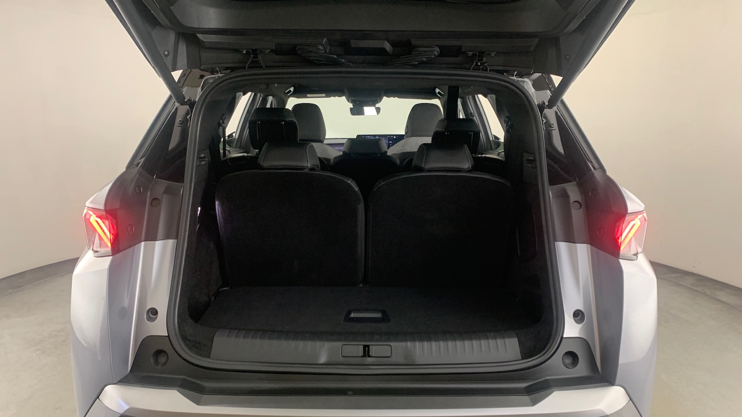 Used Peugeot 5008 2025 for sale - 77840602: Photo 5