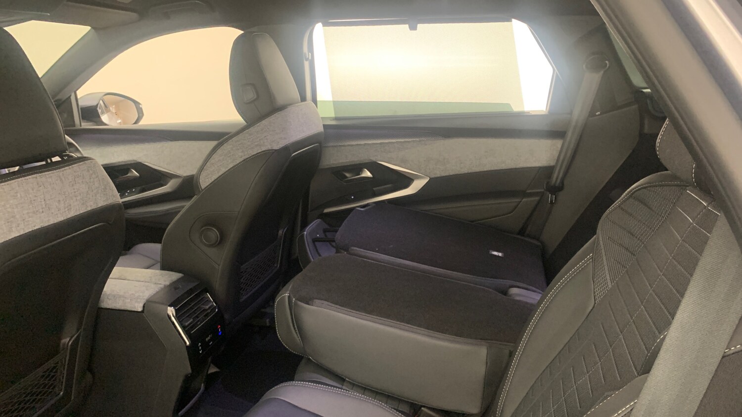 Used Peugeot 5008 2025 for sale - 77840602: Photo 54