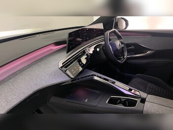 Used Peugeot 3008 2025 for sale - 77009468: Photo