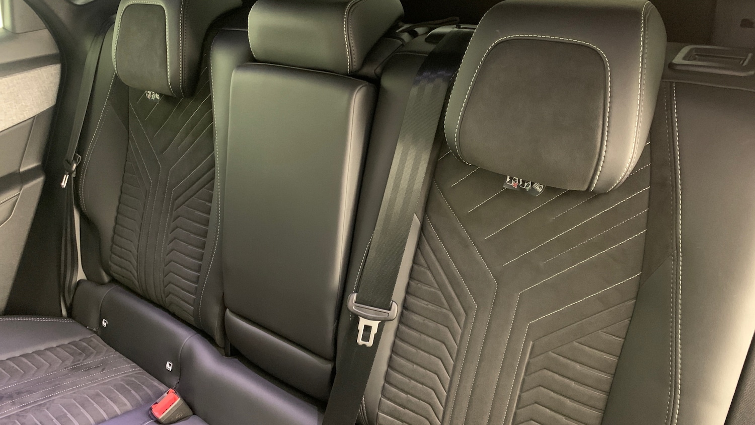 Used Peugeot 3008 2025 for sale - 77009468: Photo 8