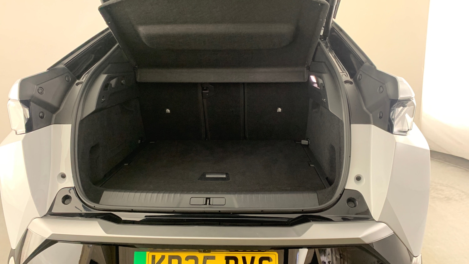 Used Peugeot 3008 2025 for sale - 77457204: Photo 5