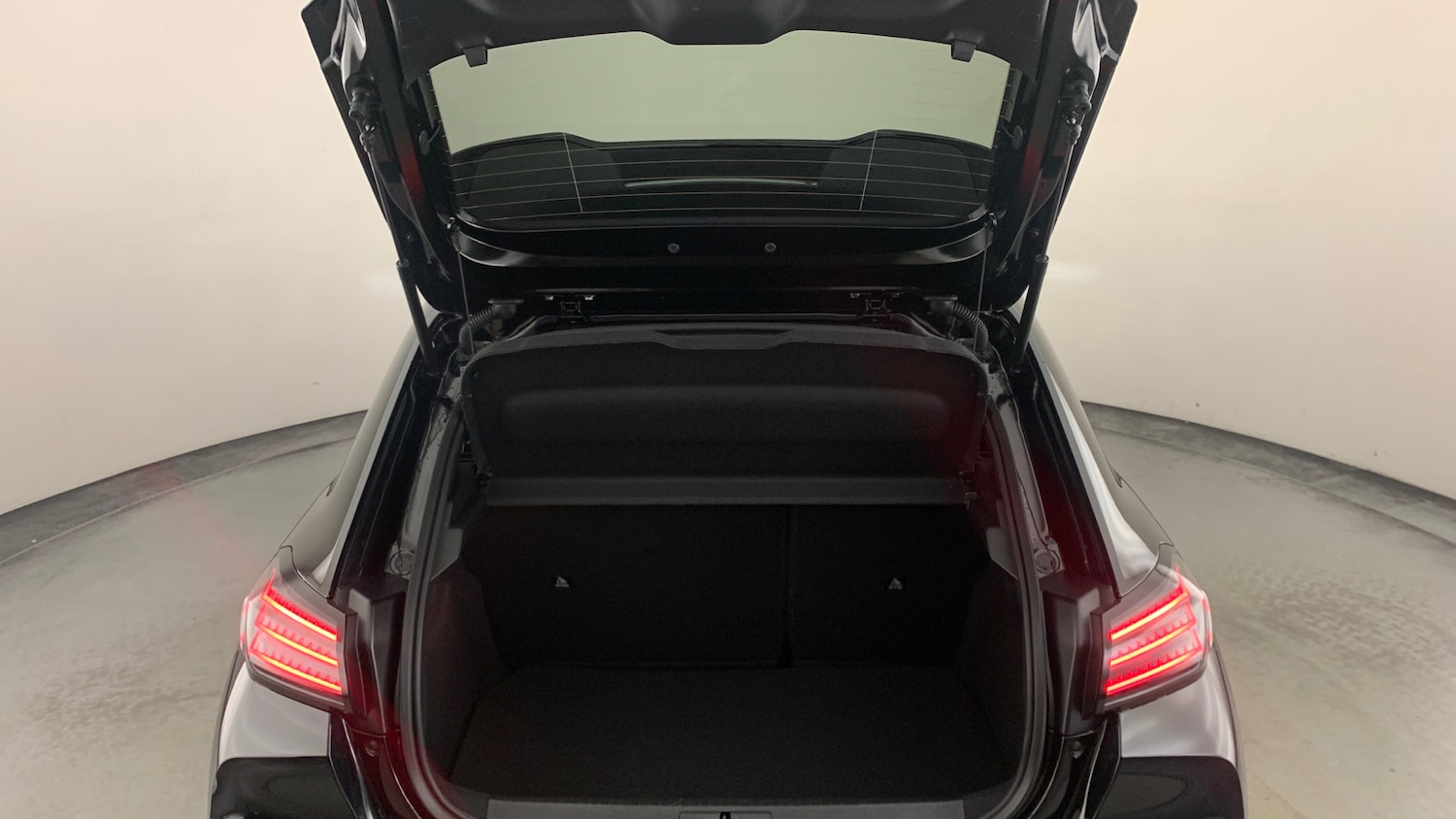 Used Peugeot 208 2025 for sale - 77427040: Photo 5