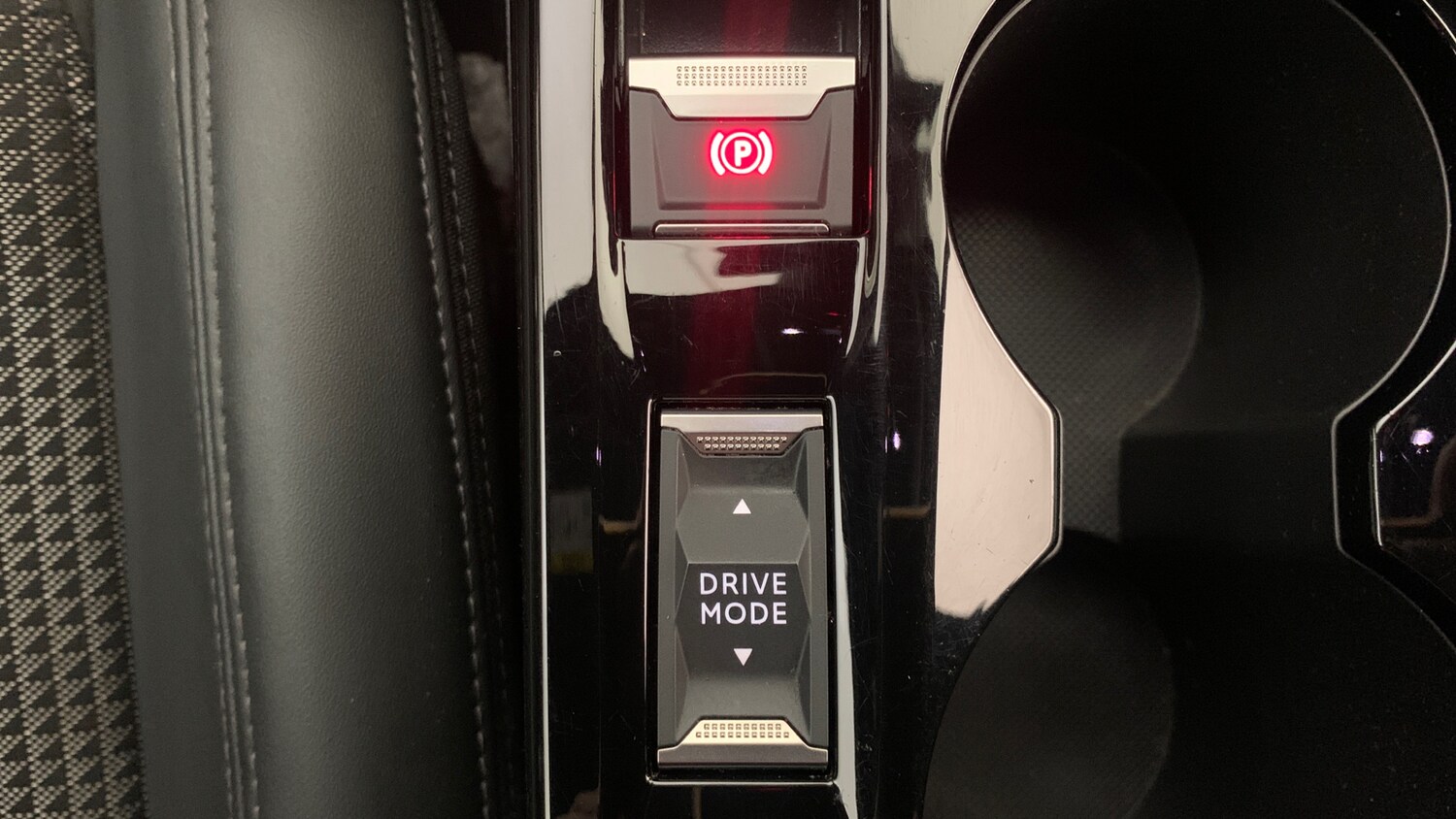 Used Peugeot 2008 2023 for sale - 76574402: Photo 33