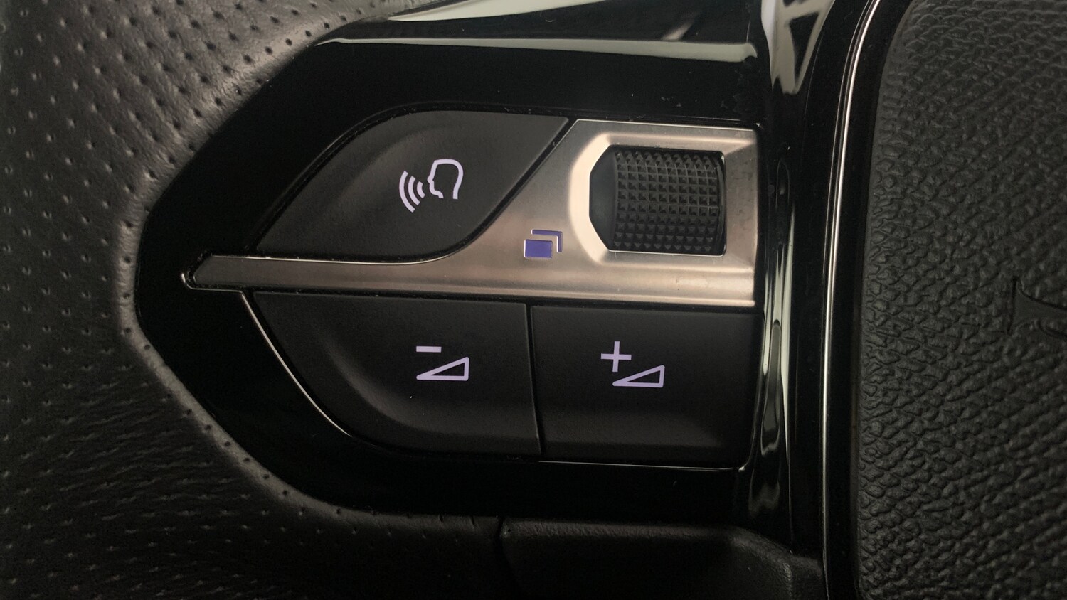 Used Peugeot 2008 2025 for sale - 77569767: Photo 19