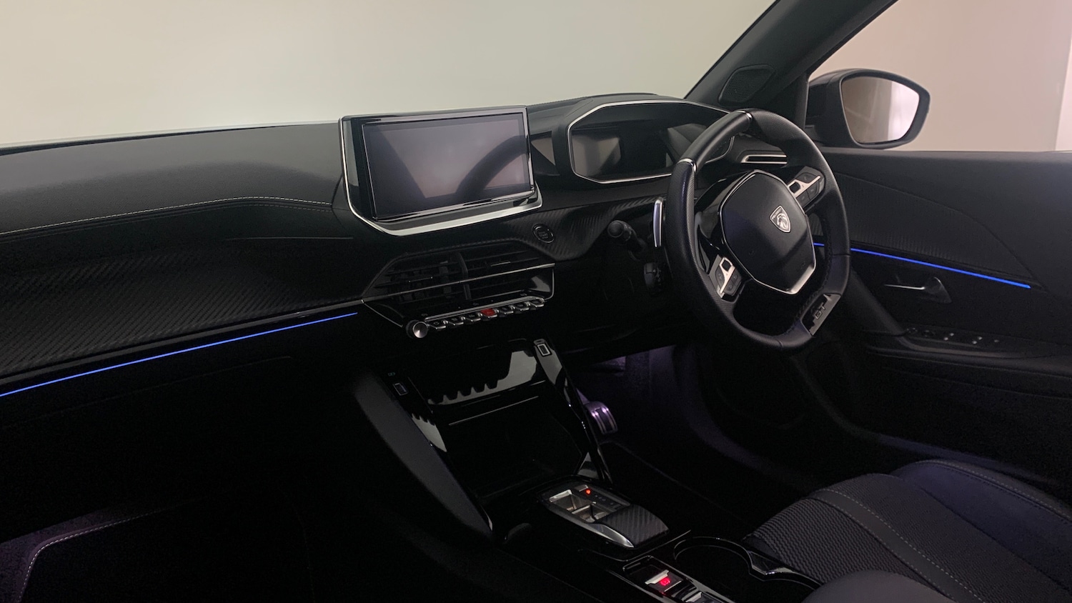 Used Peugeot 2008 2025 for sale - 77569767: Photo 2