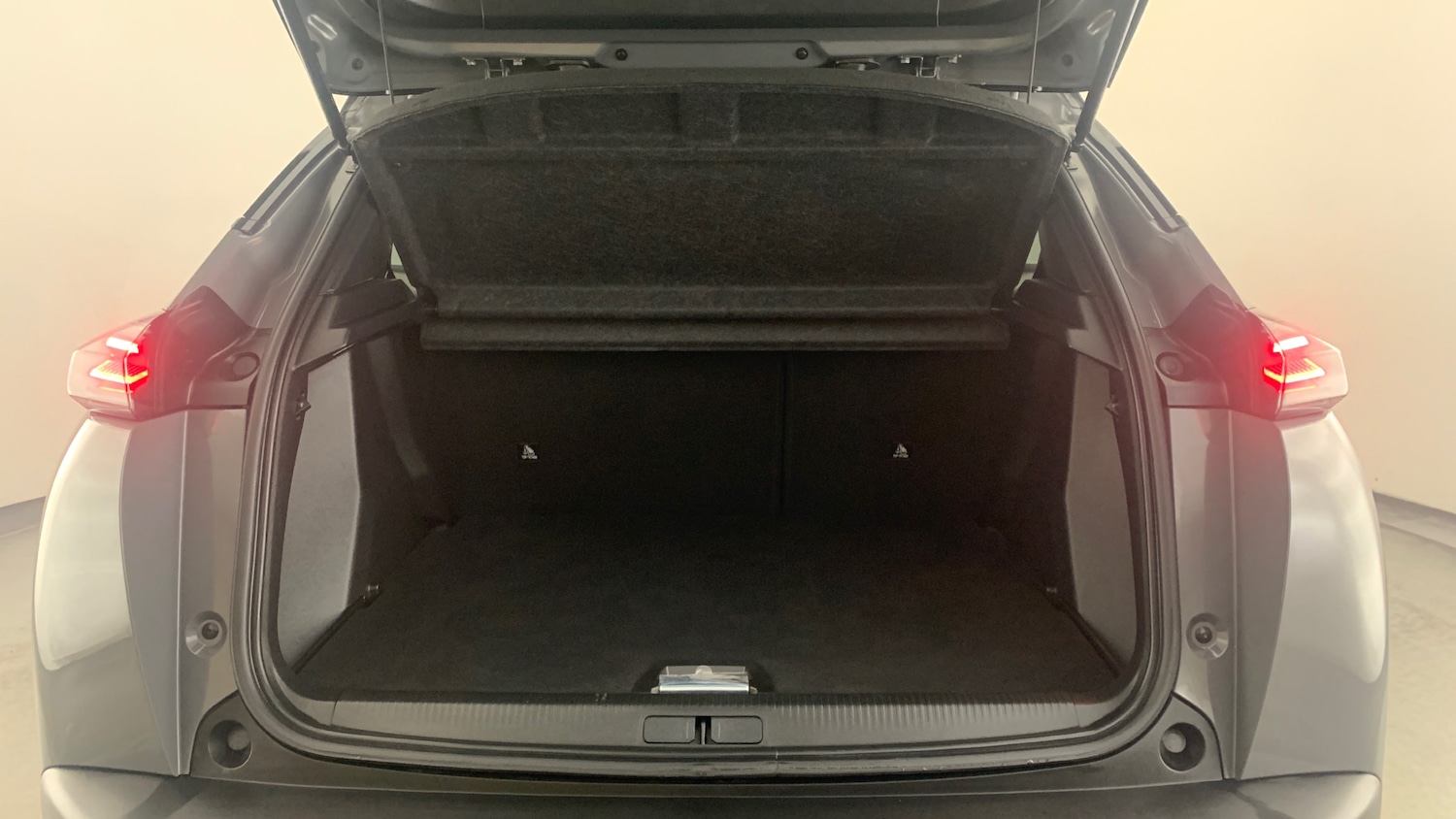 Used Peugeot 2008 2025 for sale - 77569767: Photo 5