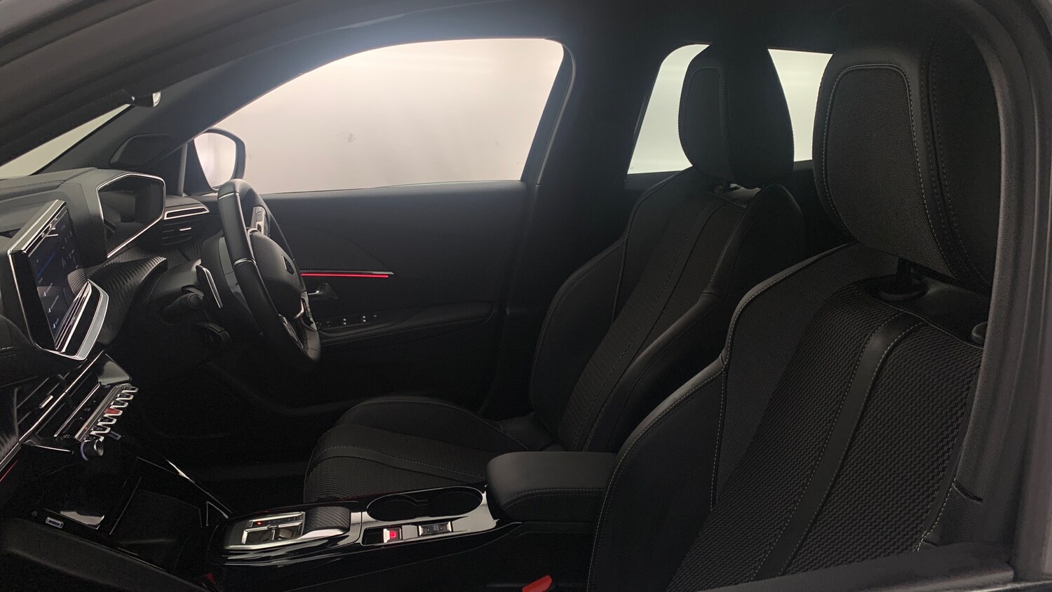 Used Peugeot 2008 2025 for sale - 77569767: Photo 68