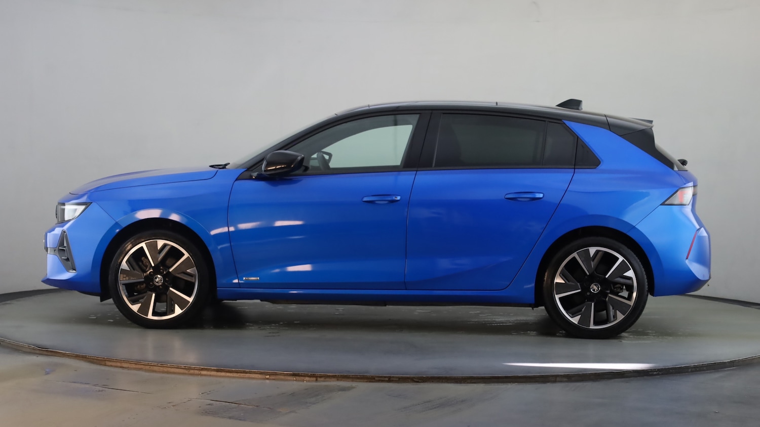 Used Vauxhall Astra 2023 for sale - 77042345: Photo 14