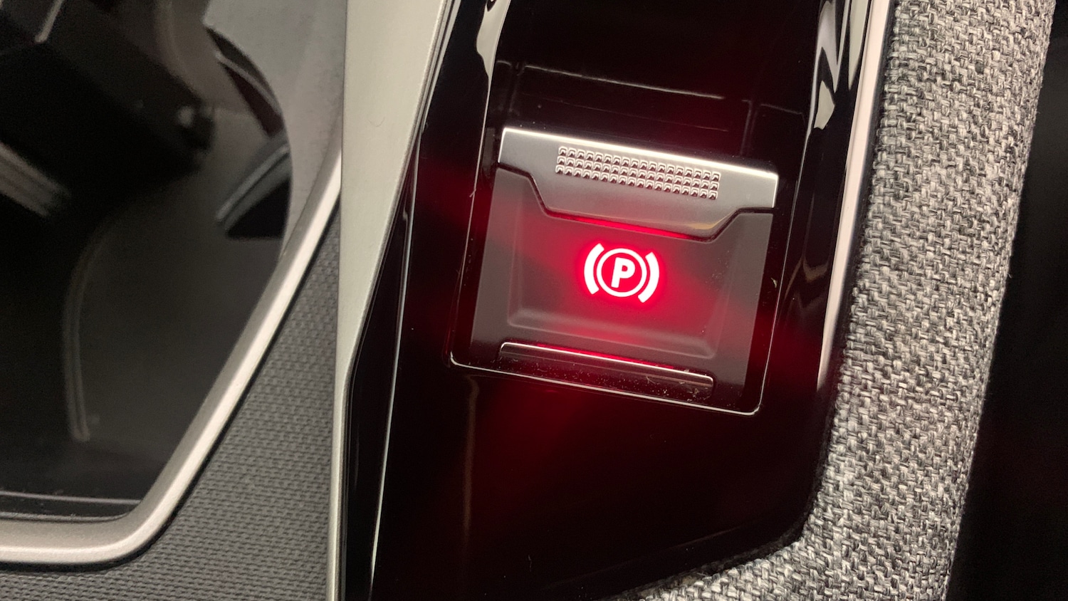 Used Peugeot 5008 2025 for sale - 76998795: Photo 36