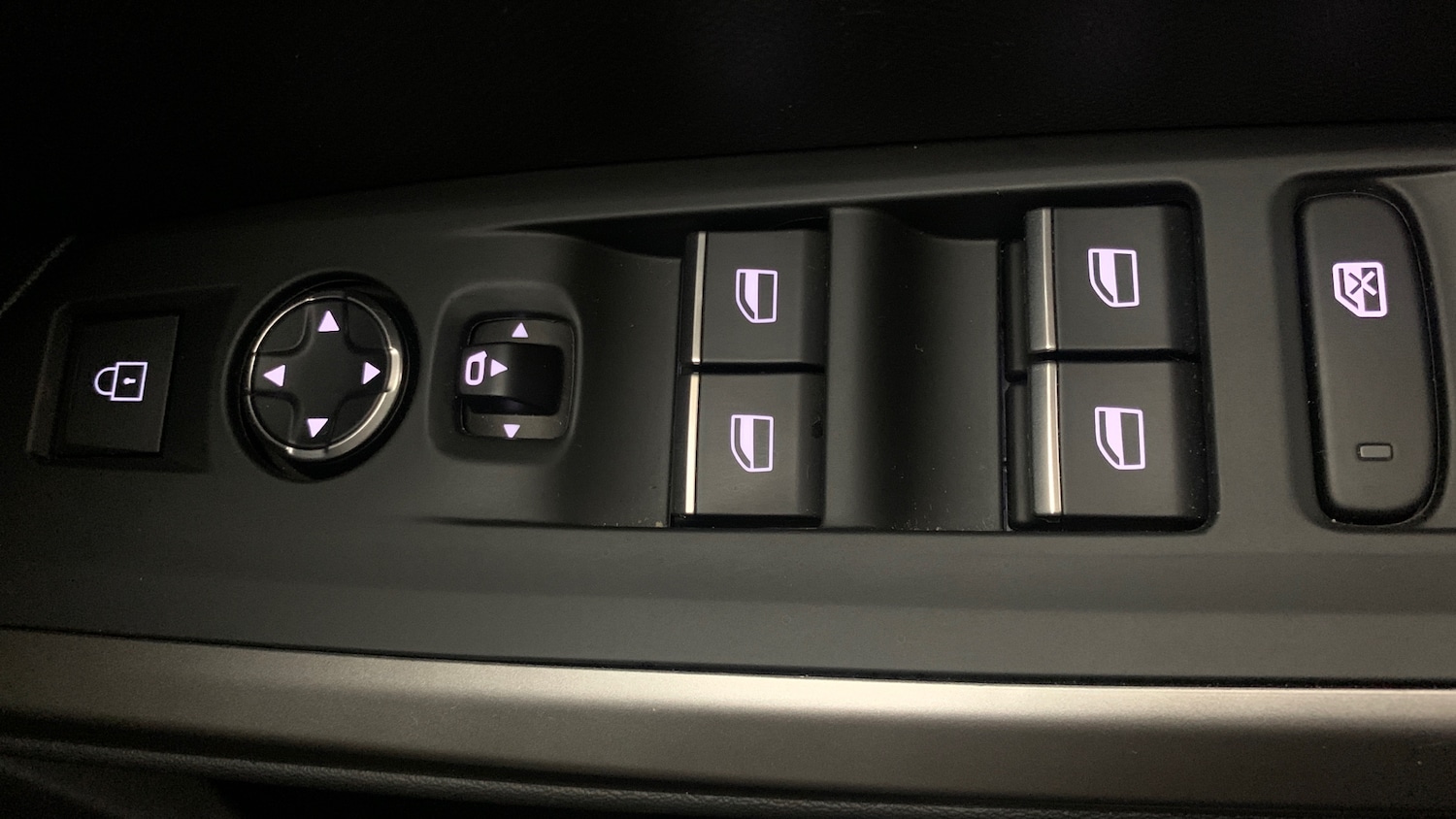 Used Peugeot 5008 2025 for sale - 76998795: Photo 41