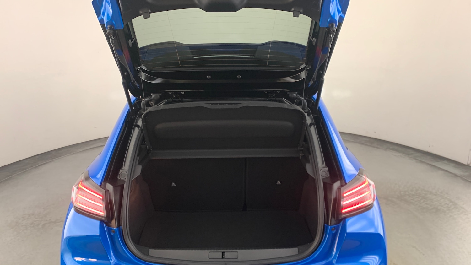 Used Peugeot 208 2025 for sale - 77009424: Photo 5