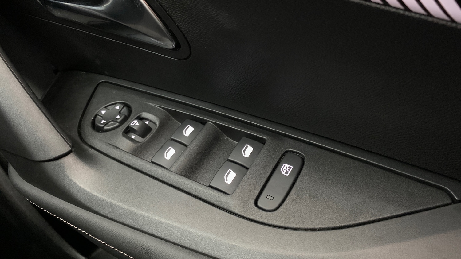 Used Peugeot 2008 2025 for sale - 77659676: Photo 42