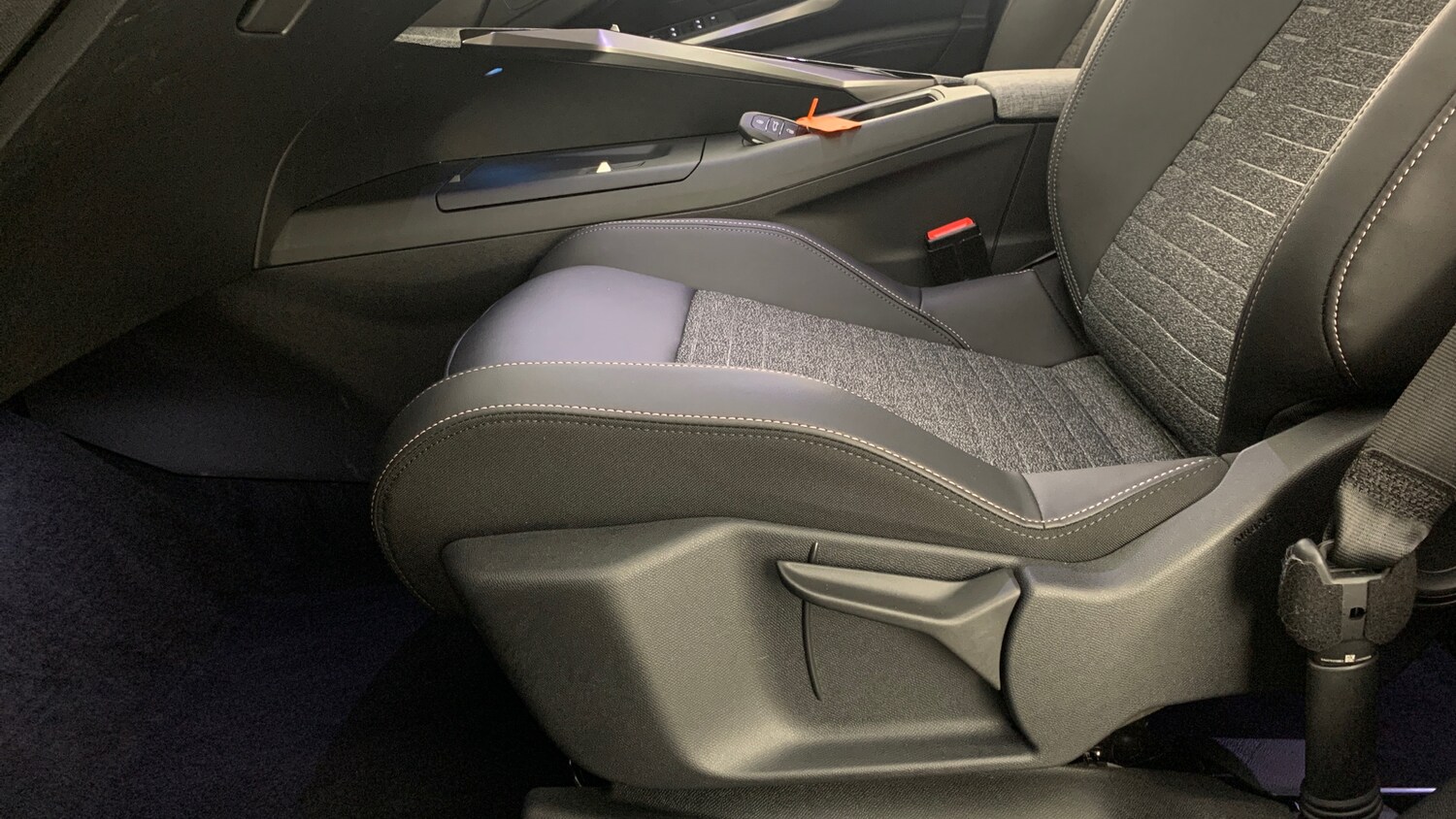 Used Peugeot 3008 2025 for sale - 77884286: Photo 45