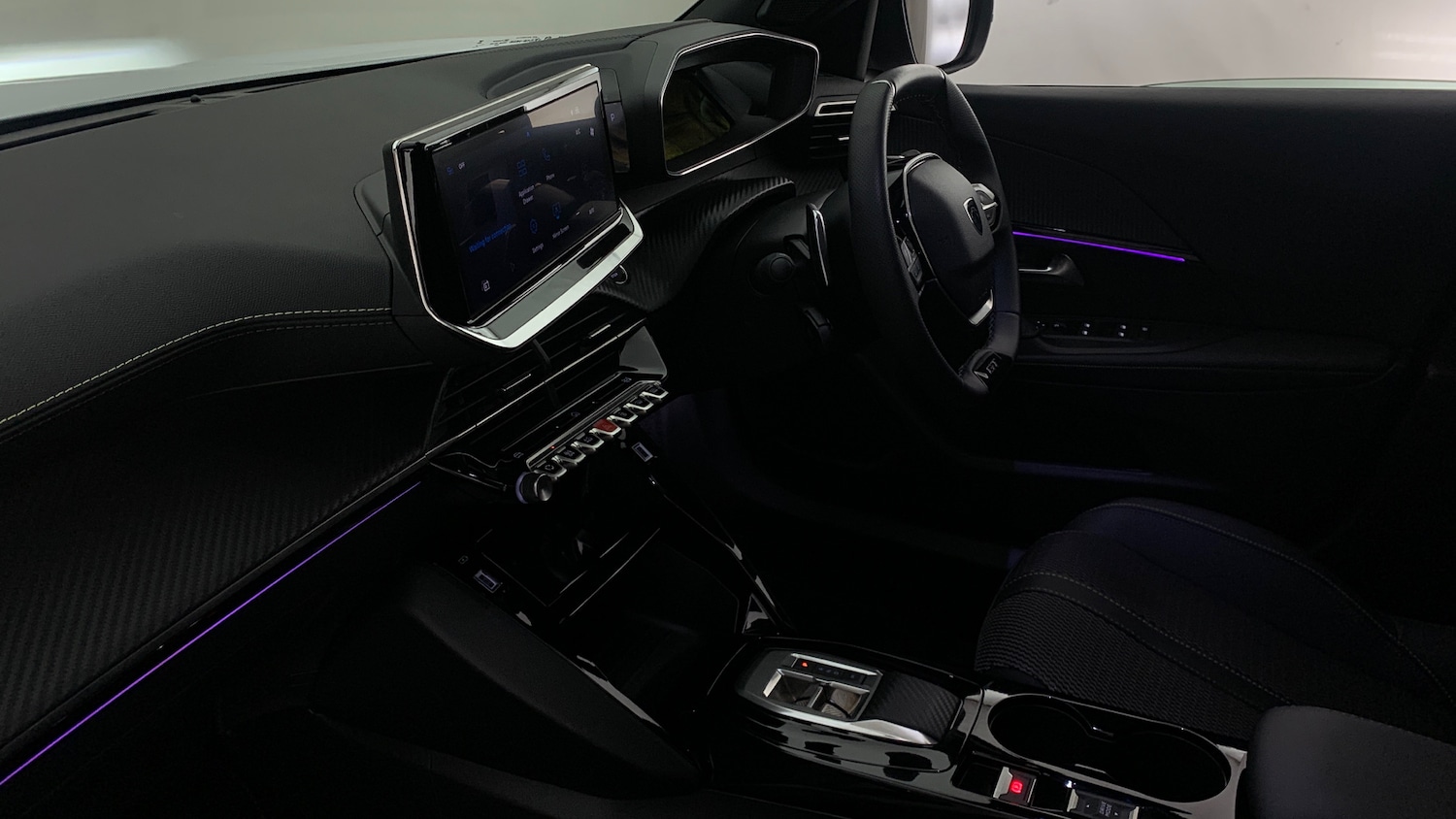 Used Peugeot 2008 2025 for sale - 78035665: Photo 2