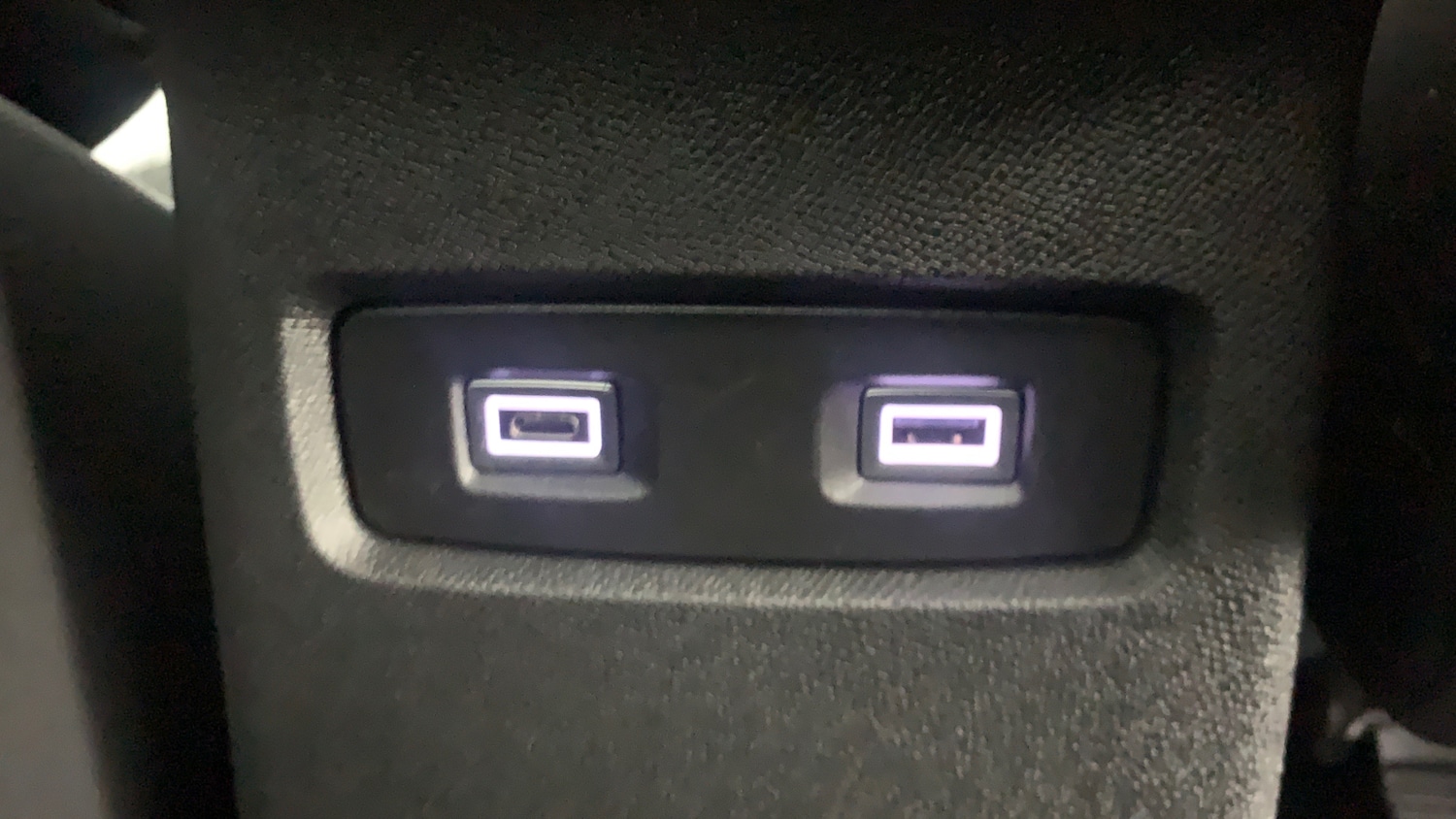 Used Citroen C4 2024 for sale - 76887942: Photo 40