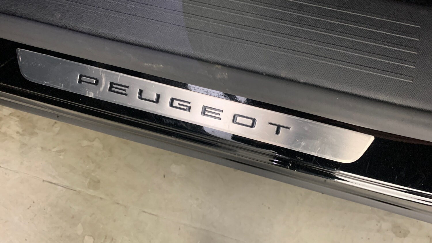 Used Peugeot 3008 2024 for sale - 77884305: Photo 46