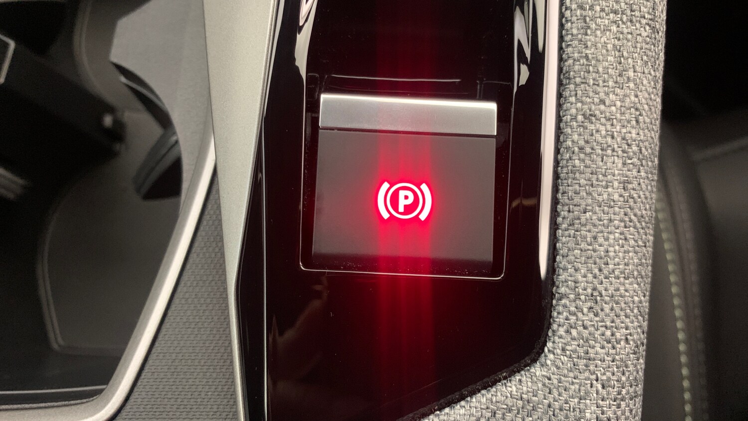 Used Peugeot 5008 2025 for sale - 76887944: Photo 36